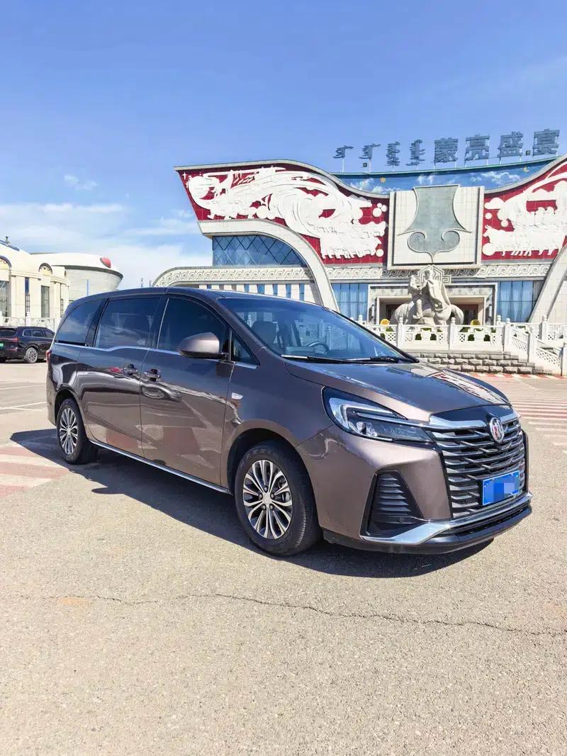 Buick GL8 2022 Facelift Land Business Class 2.0T Smart Edition — миниатюра 3
