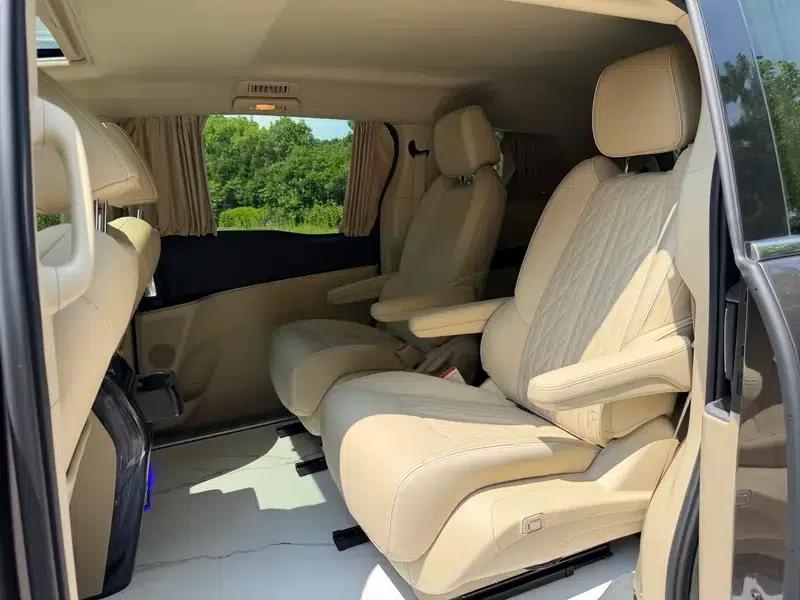 Buick GL8 2023 Land Business Class 2.0T Luxury Edition — миниатюра 12