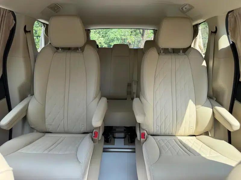 Buick GL8 2023 Land Business Class 2.0T Luxury Edition — миниатюра 13