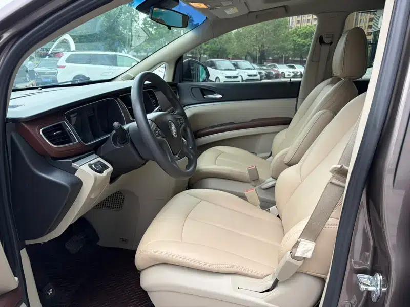Buick GL8 2017 25S Comfort Model (National V Emission Standard) — миниатюра 7