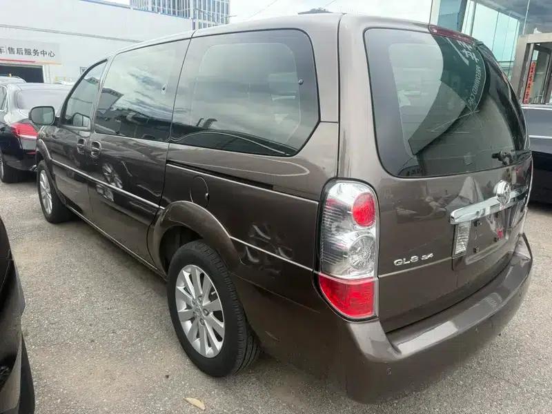 Buick GL8 2014 2.4L Classic Edition — миниатюра 3