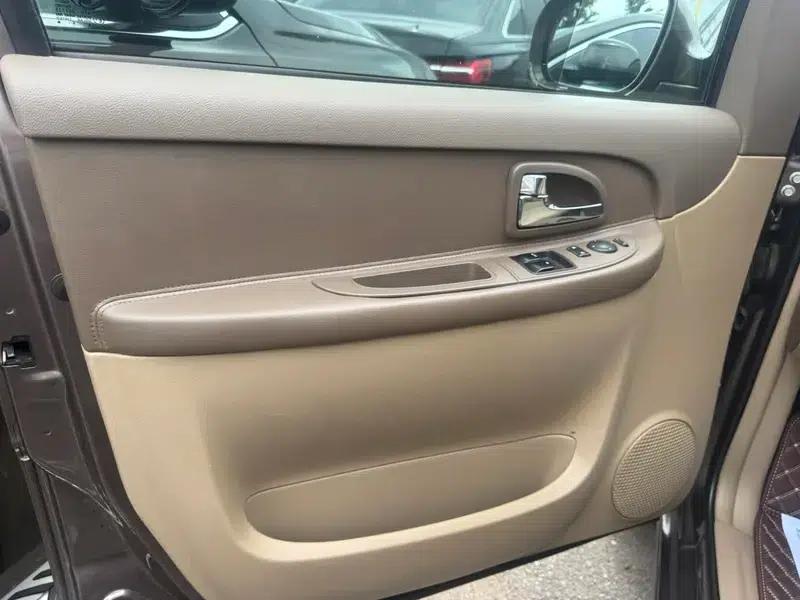 Buick GL8 2014 2.4L Classic Edition — миниатюра 10