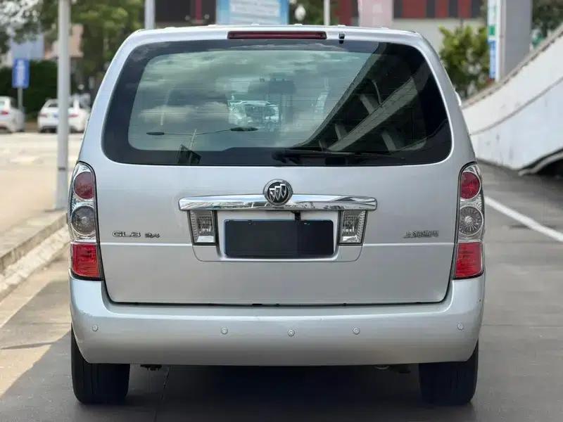 Buick GL8 2011 2.4L CT Comfort Edition — миниатюра 5