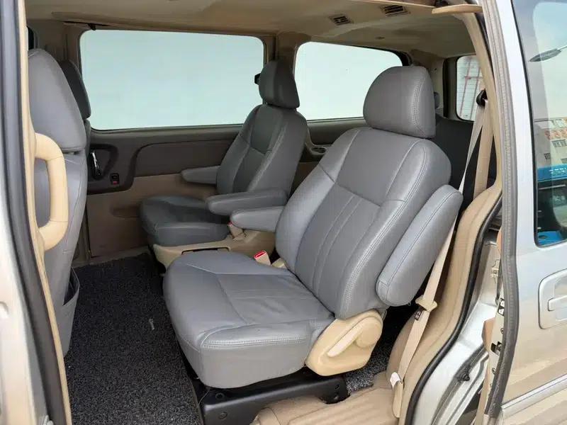 Buick GL8 2011 2.4L CT Comfort Edition — миниатюра 8