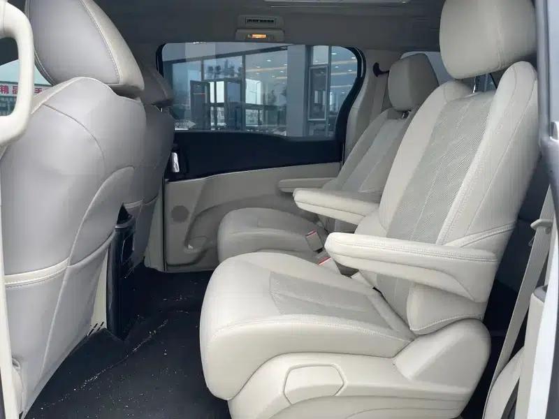 Buick GL8 2023 Land Business Class 2.0T Comfort — миниатюра 14