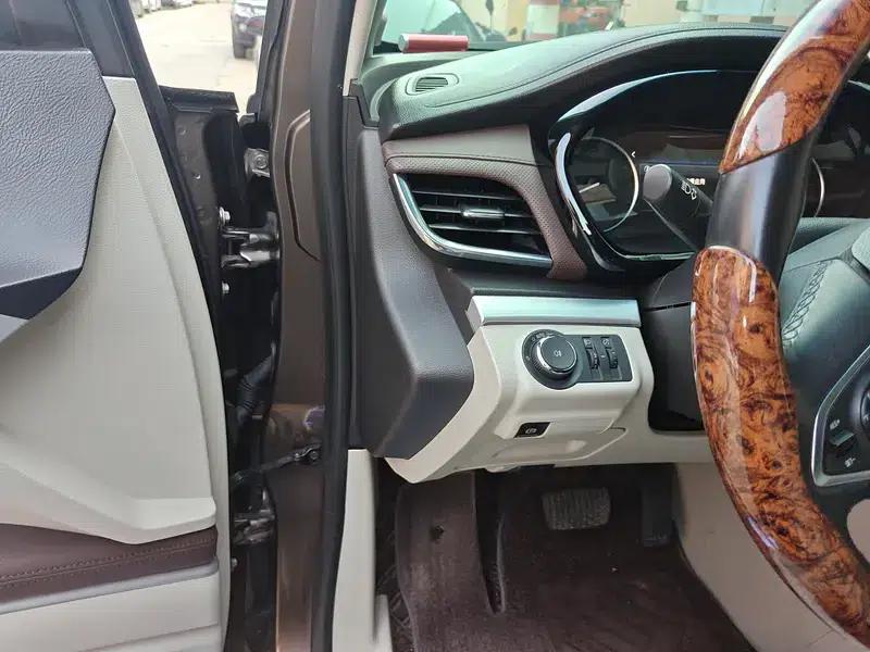 Buick GL8 2020 Land Business Class 652T Luxury — миниатюра 13