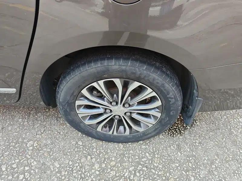 Buick GL8 2020 Land Business Class 652T Luxury — миниатюра 20