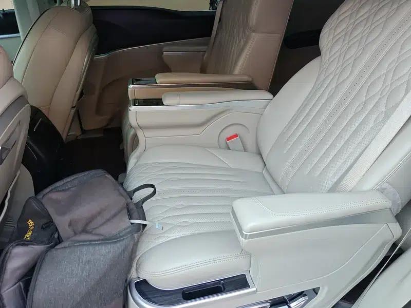 Buick GL8 2020 Land Business Class 652T Luxury — миниатюра 9