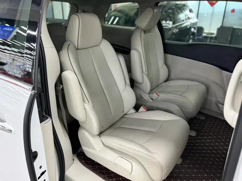 Buick GL8 2020 Land Business Class 652T Luxury — миниатюра 16