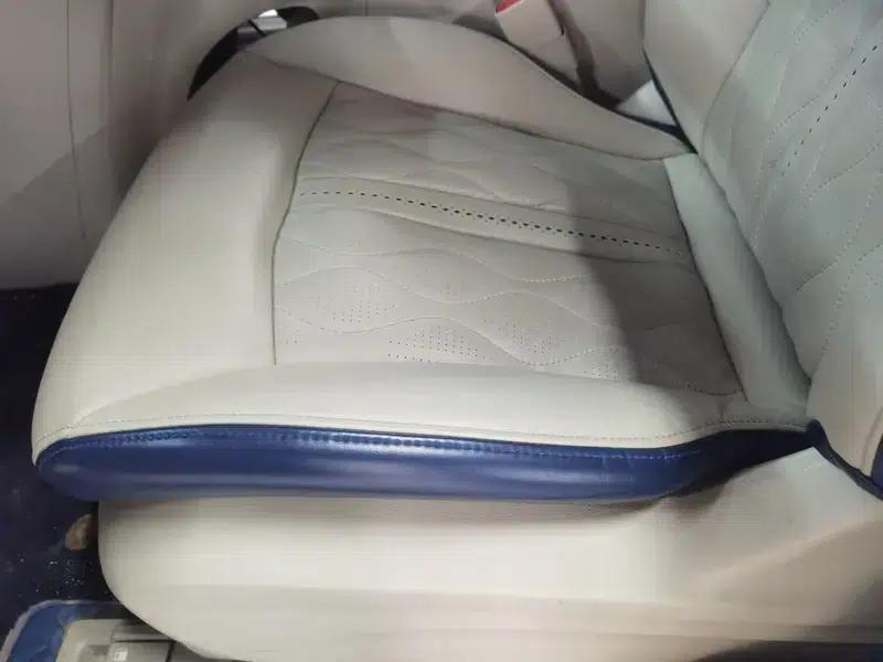 Buick GL8 2021 Land Business Class 652T Comfort — миниатюра 17