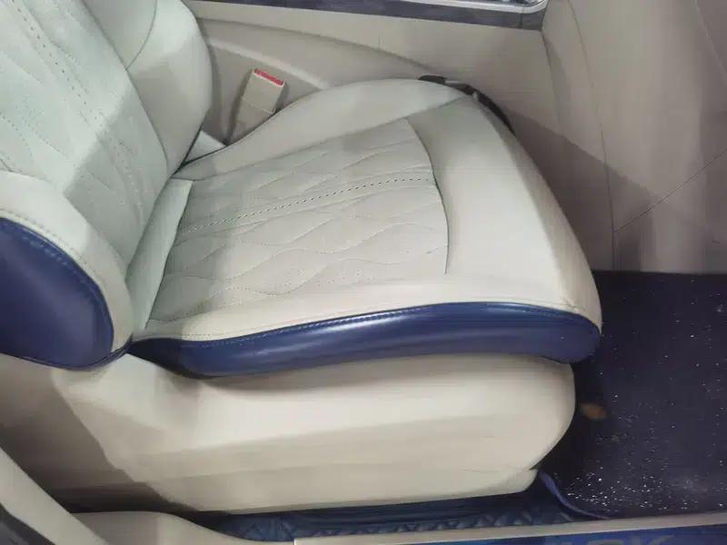 Buick GL8 2021 Land Business Class 652T Comfort — миниатюра 18