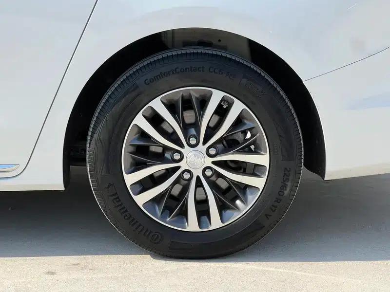 Buick GL8 2023 ES Avantgarde 2.0T Comfort — миниатюра 6