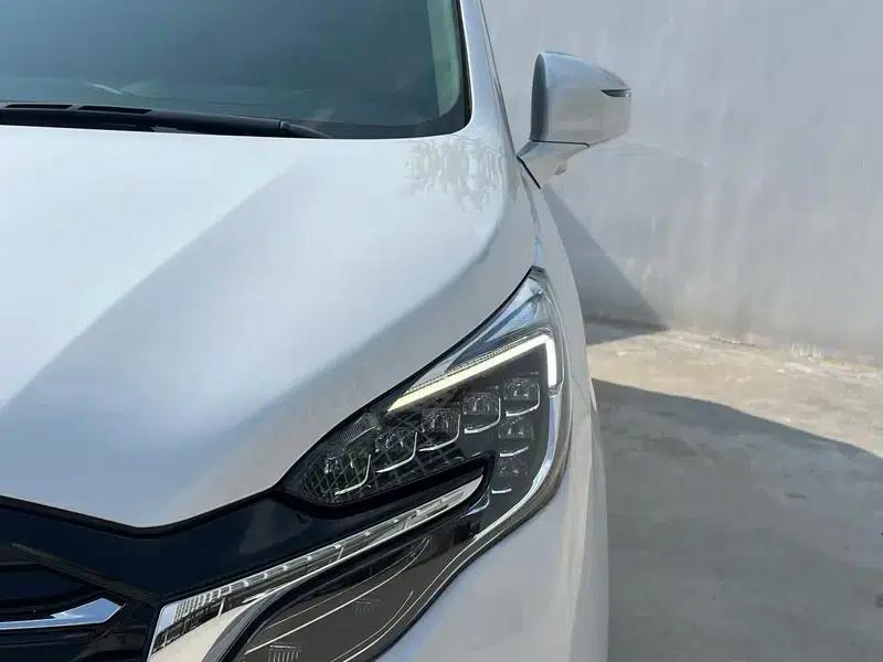 Buick GL8 2023 ES Avantgarde 2.0T Comfort — миниатюра 7