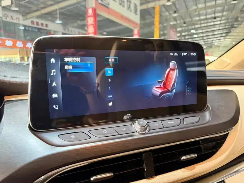 Buick GL8 2023 Land Business Class 2.0T Luxury Edition — миниатюра 12
