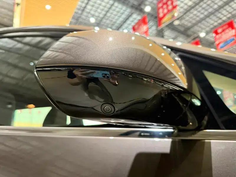 Buick GL8 2023 Land Business Class 2.0T Luxury Edition — миниатюра 16