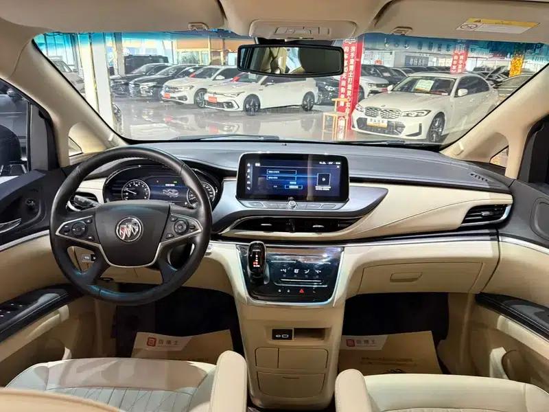 Buick GL8 2023 Land Business Class 2.0T Luxury Edition — миниатюра 19
