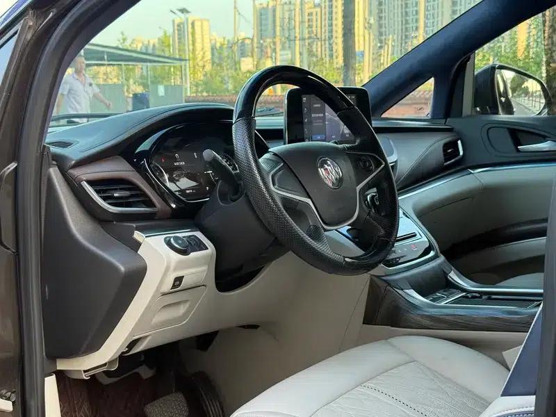 Buick GL8 2021 Land Business Class 652T Comfort — миниатюра 11