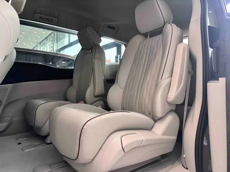 Buick GL8 2022 Land Business Class 652T Luxury — миниатюра 12