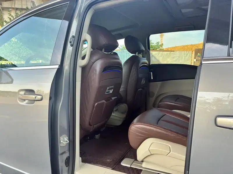 Buick GL8 2018 28T Comfort Model (China VI Emission Standard) — миниатюра 13