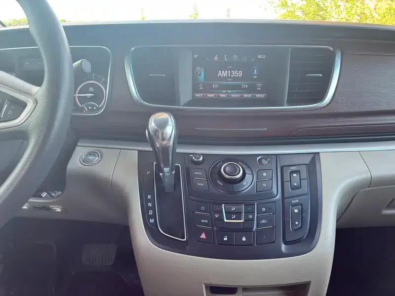 Buick GL8 2018 28T Comfort Model (China VI Emission Standard) — миниатюра 9