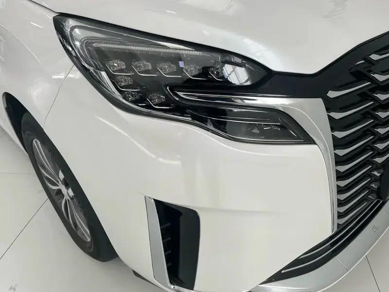 Buick GL8 2023 ES Avantgarde 2.0T Comfort — миниатюра 9