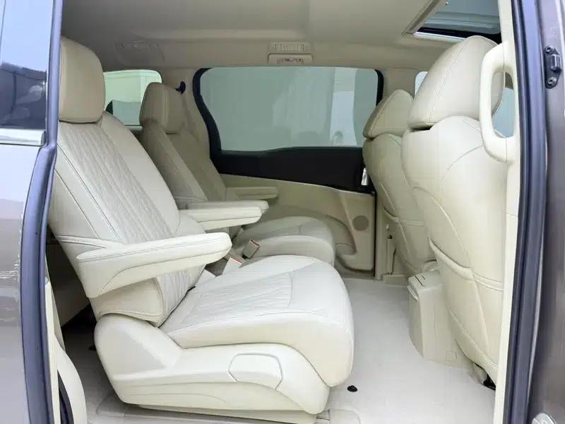 Buick GL8 2023 Land Business Class 2.0T Luxury Edition — миниатюра 15
