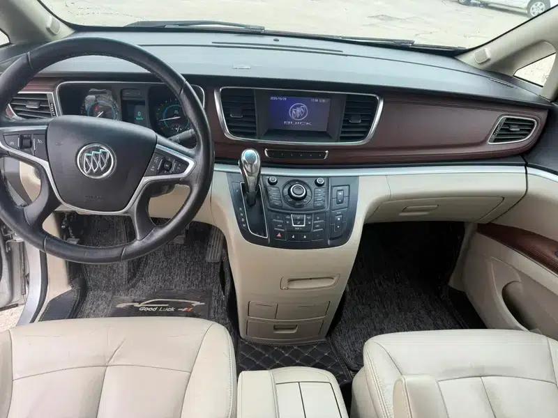Buick GL8 2014 2.4L LT Luxury Business Executive Edition — миниатюра 9