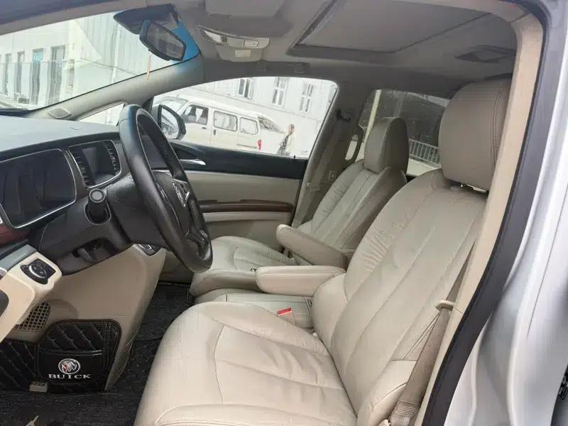 Buick GL8 2014 2.4L LT Luxury Business Executive Edition — миниатюра 10