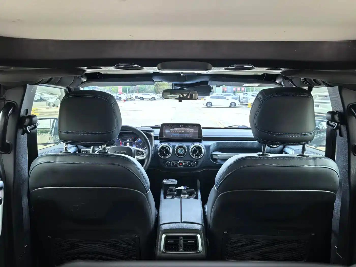 Beijing BJ40 2021 2.0D Automatic 4WD Blade Hero Edition (Hero Model) — миниатюра 17