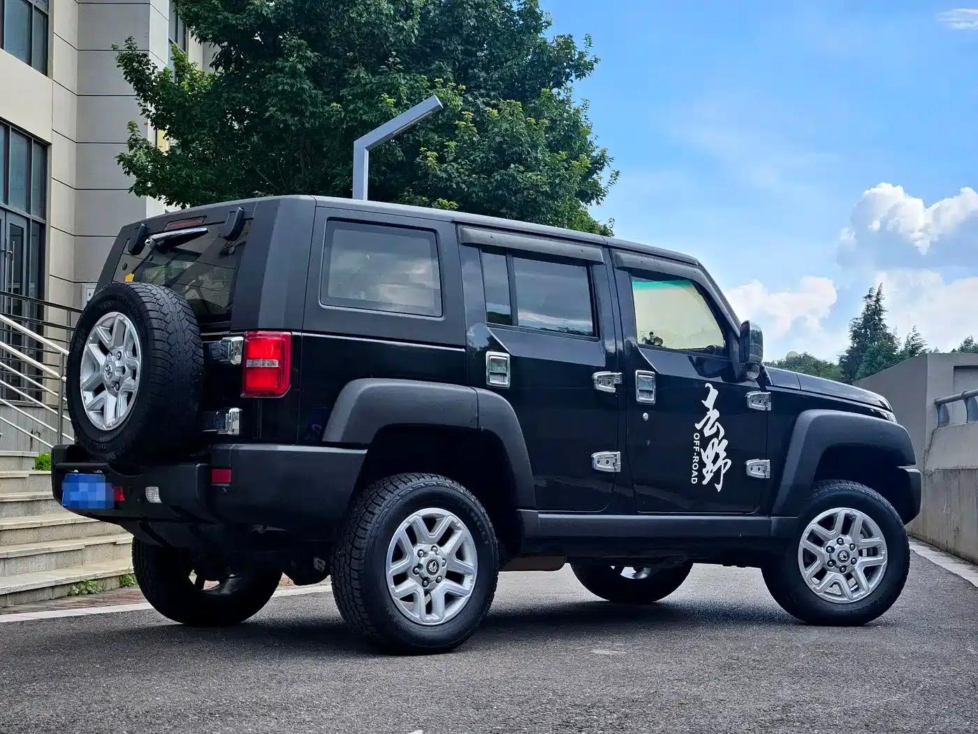 Beijing BJ40 2016 40L 2.0T Manual 4WD Premium Edition — миниатюра 11