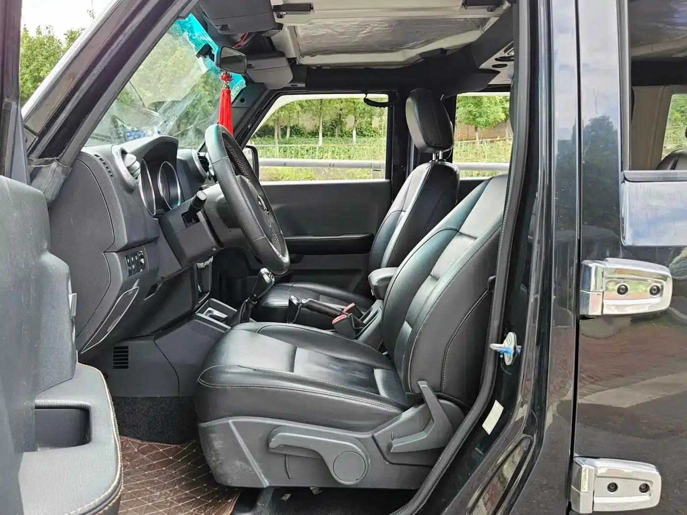 Beijing BJ40 2016 40L 2.0T Manual 4WD Premium Edition — миниатюра 14