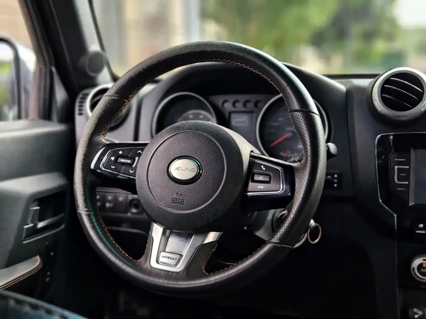 Beijing BJ40 2016 40L 2.0T Manual 4WD Premium Edition — миниатюра 10
