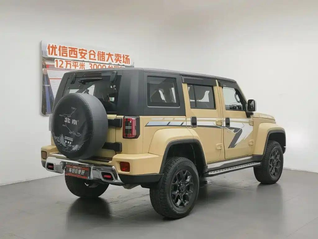Beijing BJ40 2019 2.3T Automatic 4WD Rally Champion Edition (National VI Emission Standard) — миниатюра 2
