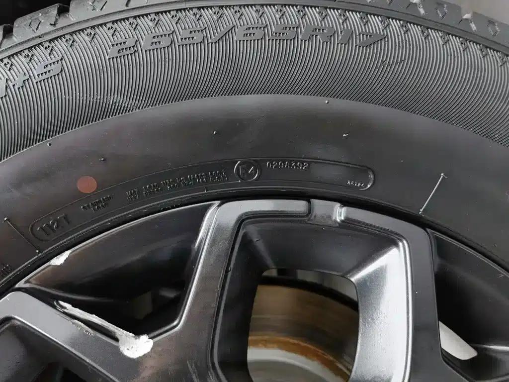 Beijing BJ40 2019 2.3T Automatic 4WD Rally Champion Edition (National VI Emission Standard) — миниатюра 24
