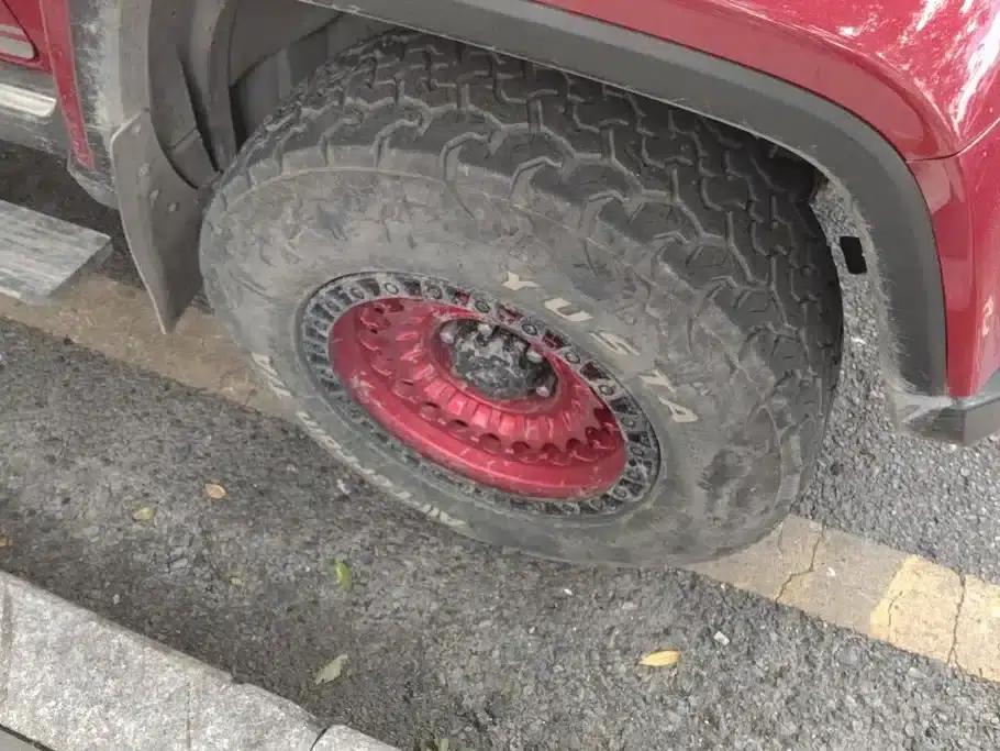Beijing BJ40 2018 2.0T Manual Diesel 4WD Premium Edition — миниатюра 6