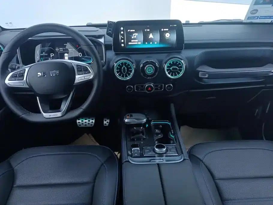Beijing BJ40 2024 2.0D Blade Hero Glory Edition — миниатюра 12