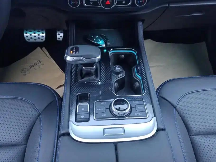 Beijing BJ40 2024 2.0D Blade Hero Glory Edition — миниатюра 16