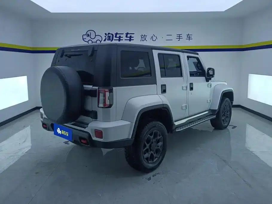 Beijing BJ40 2024 2.0D Blade Hero Glory Edition — миниатюра 3