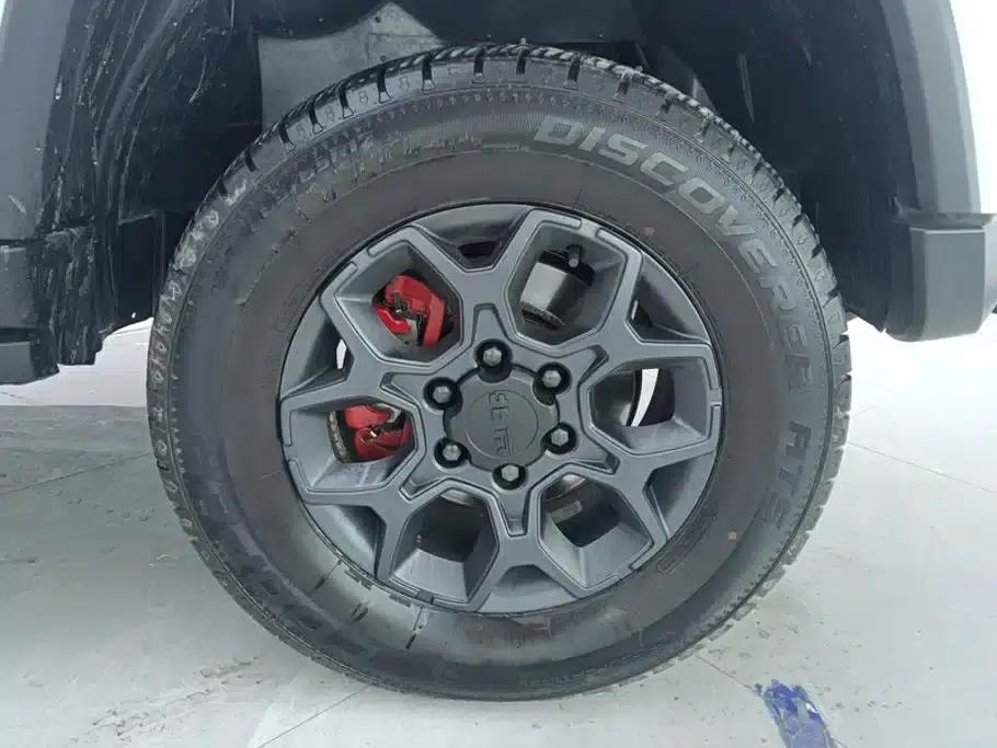 Beijing BJ40 2024 2.0D Blade Hero Glory Edition — миниатюра 6