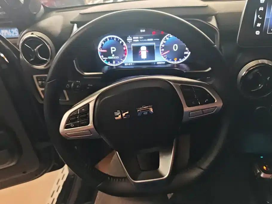 Beijing BJ40 2024 2.0T City Hunter Glory Edition — миниатюра 15