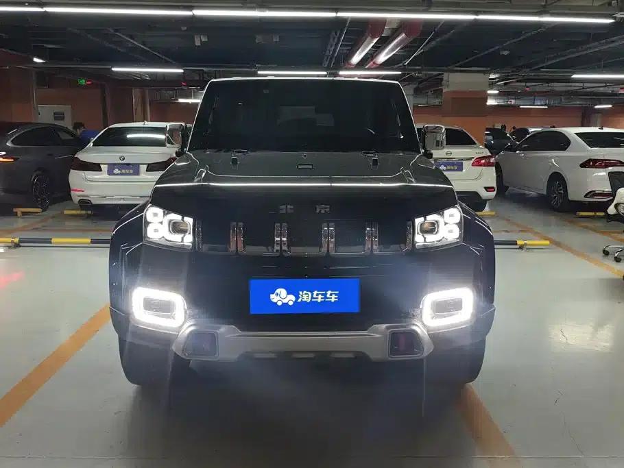 Beijing BJ40 2023 2.0T Automatic 4WD City Hunter Edition (Hero Model) — миниатюра 2