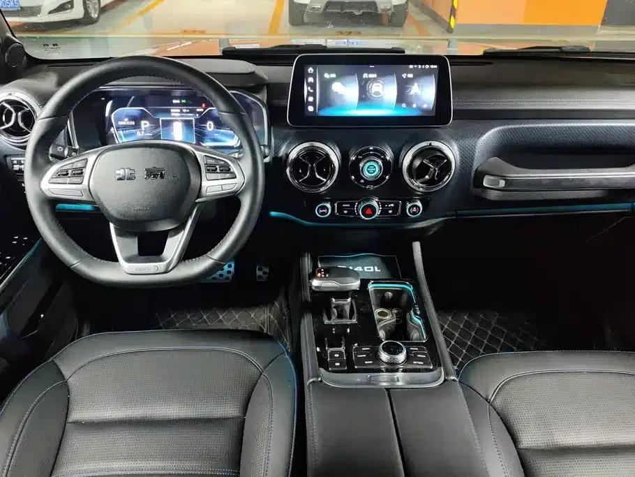 Beijing BJ40 2023 2.0T Automatic 4WD City Hunter Edition (Hero Model) — миниатюра 12