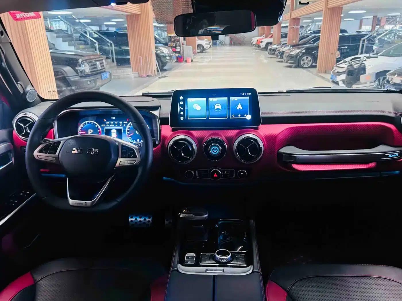 Beijing BJ40 2023 2.0T Automatic 4WD City Hunter Edition (Hero Model) — миниатюра 15