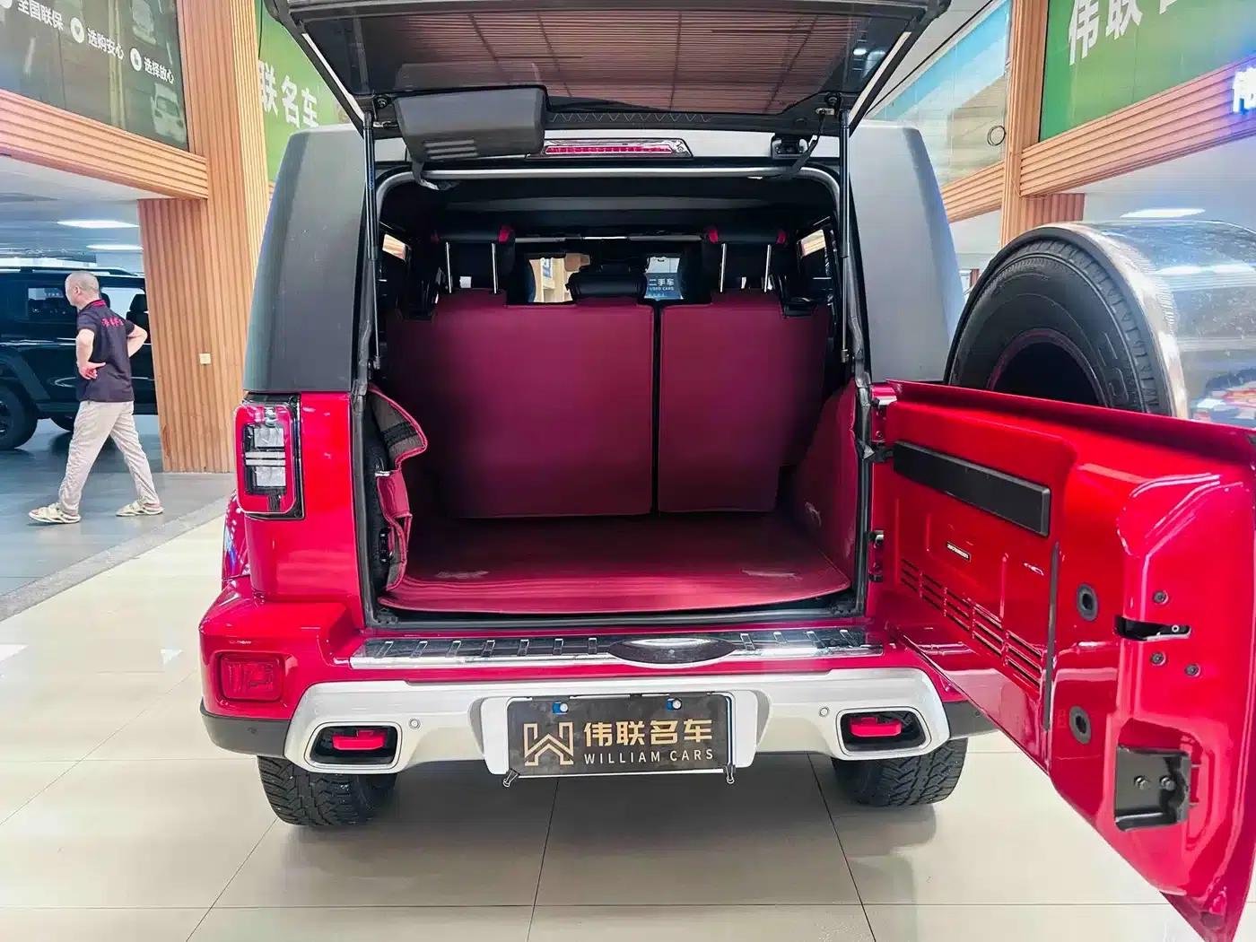 Beijing BJ40 2023 2.0T Automatic 4WD City Hunter Edition (Hero Model) — миниатюра 18