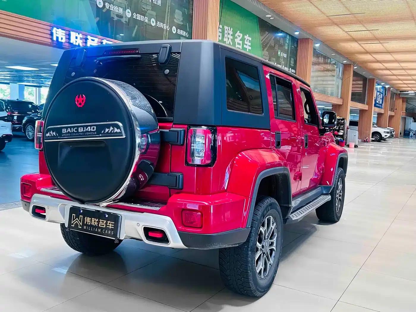 Beijing BJ40 2023 2.0T Automatic 4WD City Hunter Edition (Hero Model) — миниатюра 6