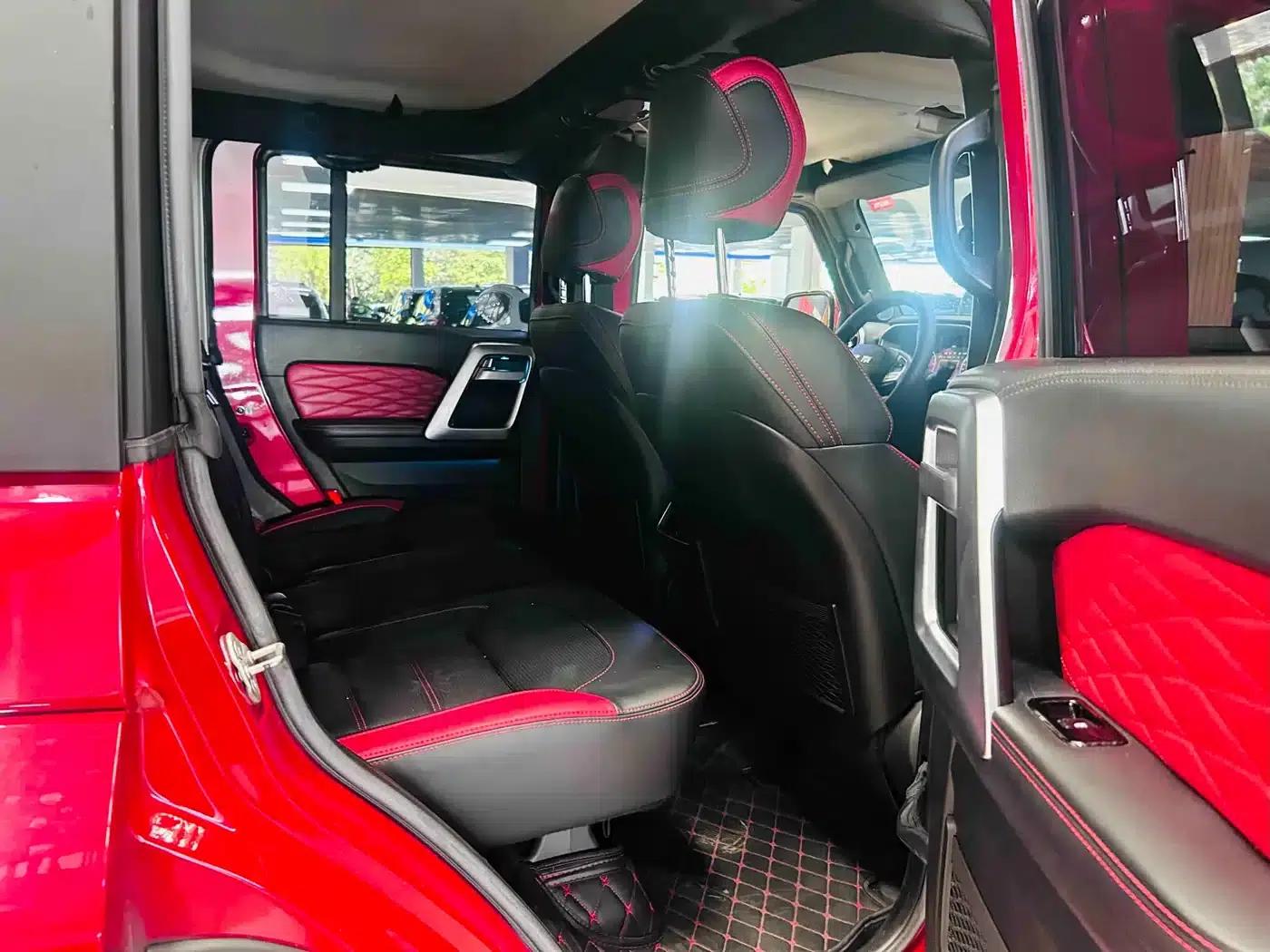 Beijing BJ40 2023 2.0T Automatic 4WD City Hunter Edition (Hero Model) — миниатюра 10