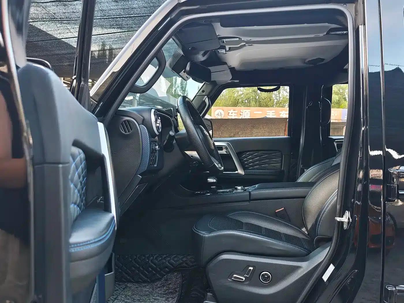 Beijing BJ40 2020 2.0T Automatic 4WD City Hunter Supreme Edition — миниатюра 5