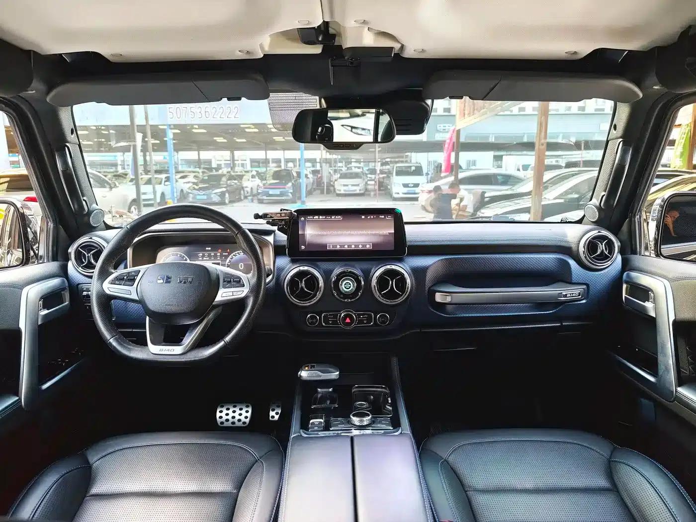 Beijing BJ40 2020 2.0T Automatic 4WD City Hunter Supreme Edition — миниатюра 6
