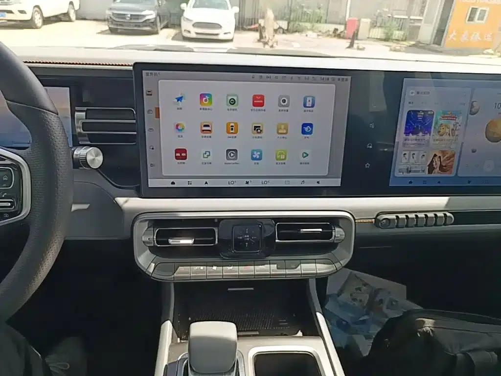 Beijing BJ40 2026 2.0T Gasoline Standard Edition — миниатюра 13