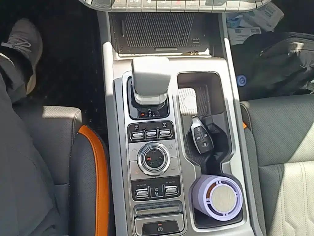 Beijing BJ40 2026 2.0T Gasoline Standard Edition — миниатюра 14